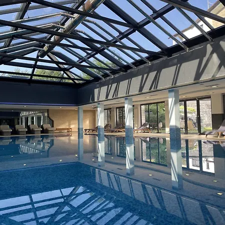 Signature Penthouse With Jacuzzi And Sauna And 4 Bedrooms In Saint George Palace Bansko