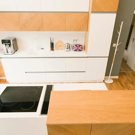 Signature Penthouse With Jacuzzi And Sauna And 4 Bedrooms