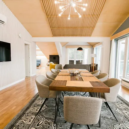 Apartment Signature Penthouse With Jacuzzi And Sauna And 4 Bedrooms